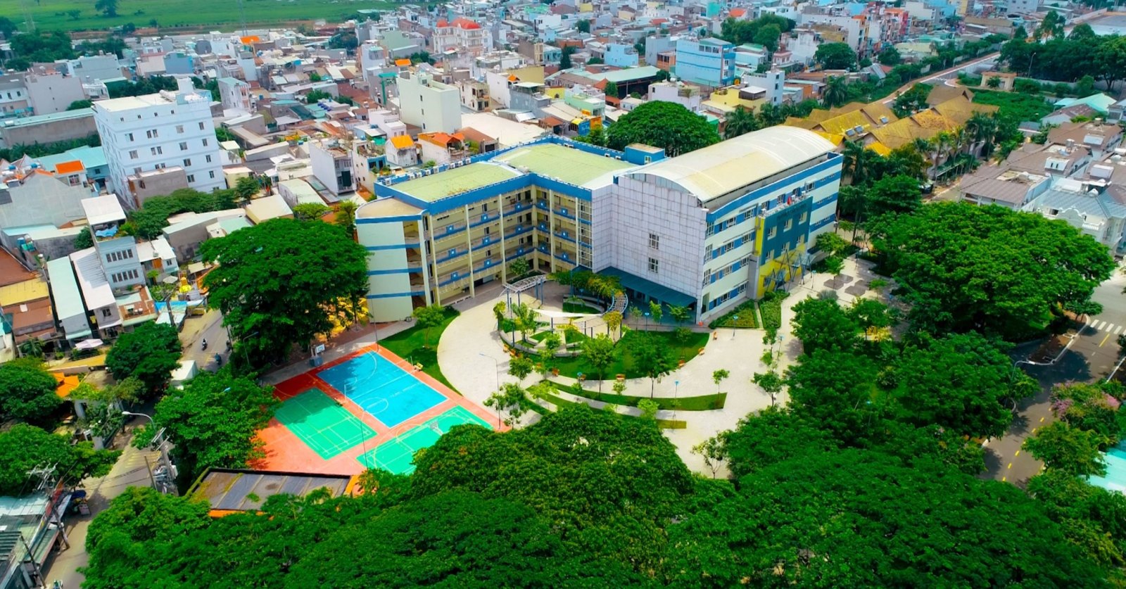 Hoa Sen University